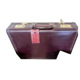 Set of 3 Vintage Hard Shell Suitcases with Handles