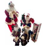 Collection of 5 Decorative Santa Claus Figures and 1 Lighted Tree
