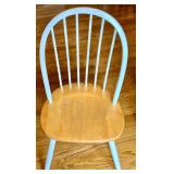 Wooden Round Kitchen Table with 5 Matching Chairs