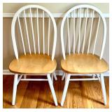 Wooden Round Kitchen Table with 5 Matching Chairs