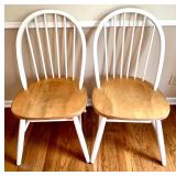 Wooden Round Kitchen Table with 5 Matching Chairs
