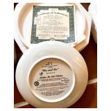 Collection of 18 Marilyn Monroe Collector Plates with Certificates