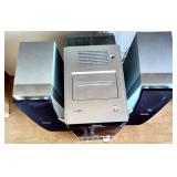 Panasonic SA-PM31 CD Stereo System with 2 Speakers and 5 CD Changer