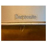 Samsonite Folding Table with 4 Matching Folding Chairs