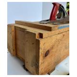 Collection of 4 Vintage Hand Planes with Servess 4 inch Mini Vise in Wooden Box