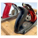 Collection of 4 Vintage Hand Planes with Servess 4 inch Mini Vise in Wooden Box