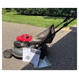 Honda HRR216K1VXA Self-Propelled Lawn Mower with Bag and Manuals