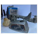 Spirit 3.5 HP Outboard Boat Motor with Cover, Parts, and 1980 Manual