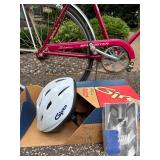 Schwinn Speedster Bicycle with Giro Adult Helmet and Bike Pump
