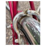 Schwinn Speedster Bicycle with Giro Adult Helmet and Bike Pump