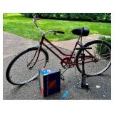 Schwinn Chicago Vintage Cruiser Bicycle with Giro Helmet and Avenir Pump