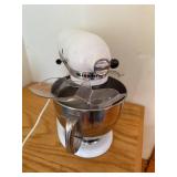 KitchenAid Artisan White Stand Mixer with Stainless Steel Bowl