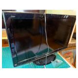 Panasonic Viera TC-L32S1 32-Inch LCD TV with HDMI and SD Card Slot