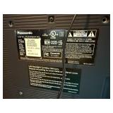 Panasonic Viera TC-L32S1 32-Inch LCD TV with HDMI and SD Card Slot