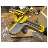 Adjustable Dual-Angle Bench Vise Clamp on Wood Base