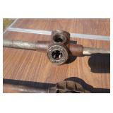 2 - Manual Pipe Threading Tools