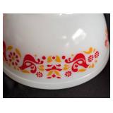 Pyrex Friendship Mixing Bowl Set