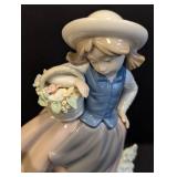 Lladro Sweet Scent Porcelain Figurine