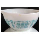 Pyrex Teal Amish Butterprint Mixing Bowl Set