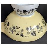 Pyrex Gooseberry Mixing Bowl Set