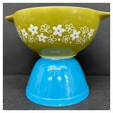 Vintage Pyrex Spring Blossom 1 1/2 Qt Casserole Dish and Pyrex Turquoise Blue Mixing Bowl