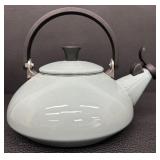 Le Creuset 1.6 QT Whistling Kettle - New in Box