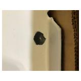 Bootz Industries Aloha 60 in. x 30 in. Soaking Bathtub with Right Drain in White Damaged    Customer Returns See Pictures