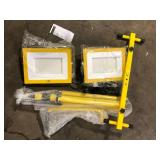 GT GT-Lite 30,000 Lumen LED Tripod Work Light(1-Pack)    Customer Returns See Pictures