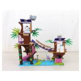 2 Sets of Lego Friends #41424 and #41340 with Mini Figures and Original Boxes