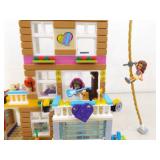 2 Sets of Lego Friends #41424 and #41340 with Mini Figures and Original Boxes