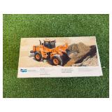 Doosan DL420 Wheel Loader 1/40 Scale