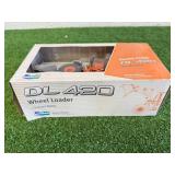 Doosan DL420 Wheel Loader 1/40 Scale