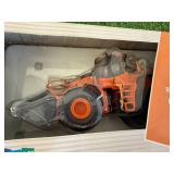 Doosan DL420 Wheel Loader 1/40 Scale