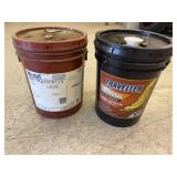 Mobile Delvac SAE 40 Oil & Traveller Premium Tractor Fluid