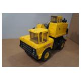 Vintage Tonka Mighty Mobile Crane Tractor
