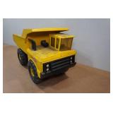 Tonka Classic Mighty Dump Truck