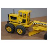 Vintage Tonka Road Grader Tractor
