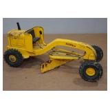 Vintage Tonka Road Grader Tractor