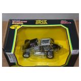 Racing Champions World of Outlaws 1:24 Scale Sprint Car Replica