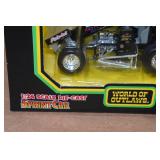 Racing Champions World of Outlaws 1:24 Scale Sprint Car Replica