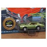 *2* Johnny Lightning Muscle Cars Die Casts - 69 Olds & GTO