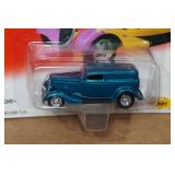 *2* Johnny Lightning Hot Rods Die Casts - Roadster & Delivery