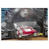 *2* Johnny Lightning Showrods Die Casts Replicas