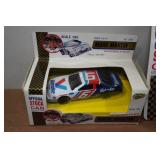 Road Champs 1:43 Scale Stock Car and 1:87 Scale Team Transport Replicas - Mark Martin
