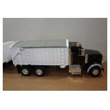 Ertl Giant Peterbilt Grain Truck and Trailer