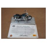 Maisto Harley Davidson 2000 FXDL Dyna Low Rider 1:18 Scale Model
