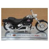 Maisto Harley Davidson 1999 FXSTB Night Train 1:18 Scale Model