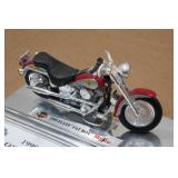 Maisto Harley Davidson 1999 FLSTF Fat Boy 1:18 Scale Model