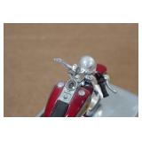 Maisto Harley Davidson 1999 FLSTF Fat Boy 1:18 Scale Model