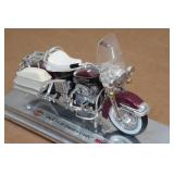 Maisto Harley Davidson 1968 FLH Electra Glide 1:18 Scale Model
